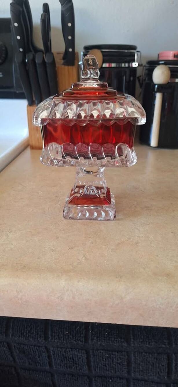 Royal Crystal Rock (RCR) Ruby Red Crystal Wedding Box